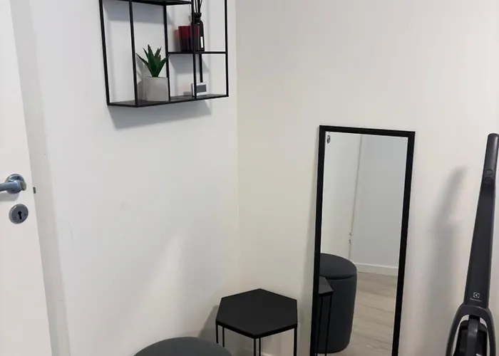 Modern - Steps From Grieghallen And Trainstation Appartement *